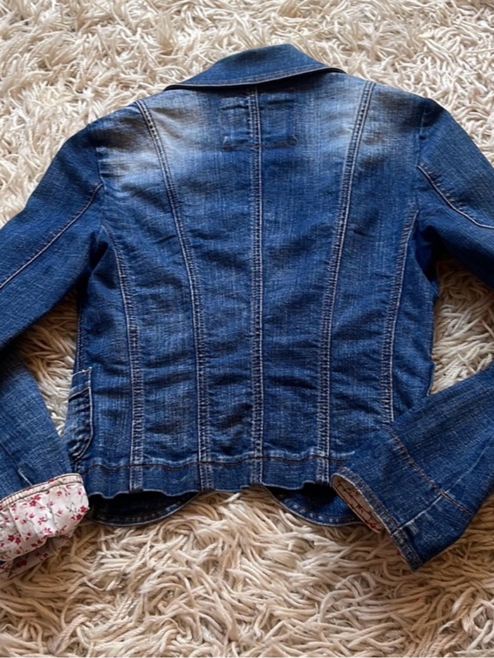 Classic Blue Denim Jean Jacket - Women's Fitted Style